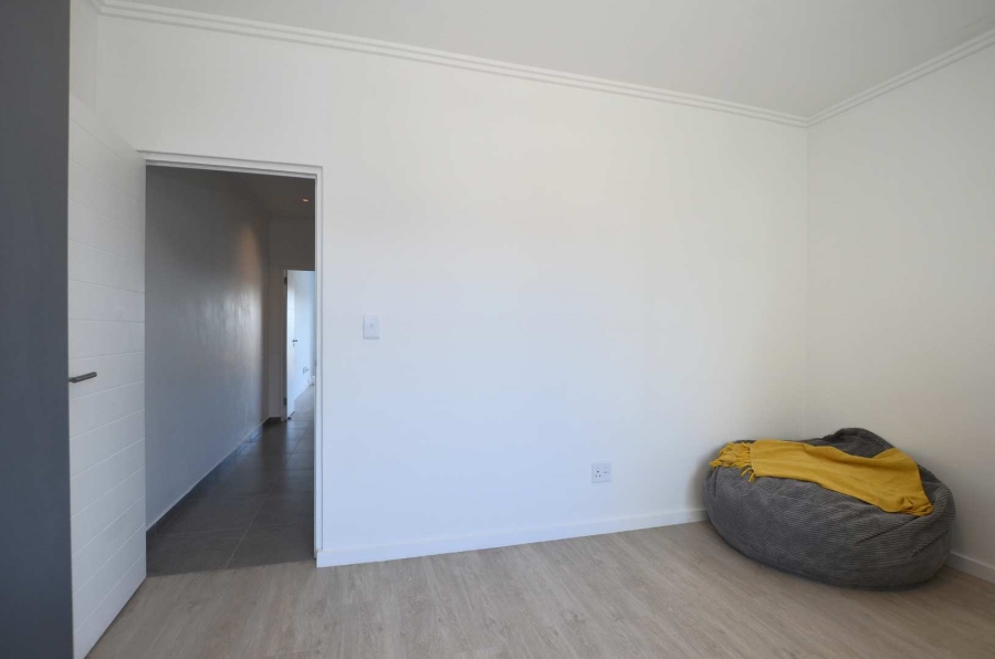 2 Bedroom Property for Sale in Sandown Western Cape